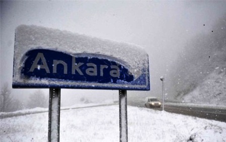 Kar Ankara’yı Esir Aldı