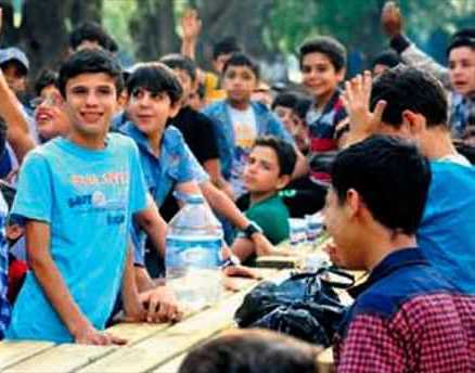 Suriyeli Çocuklar Karagölde Eğlendi