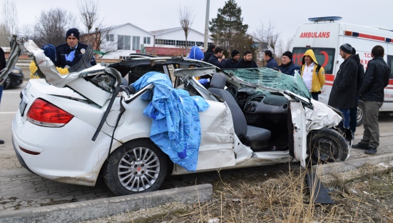 Çubuk’ta Trafik Kazası: 1 Ölü, 3 Yaralı